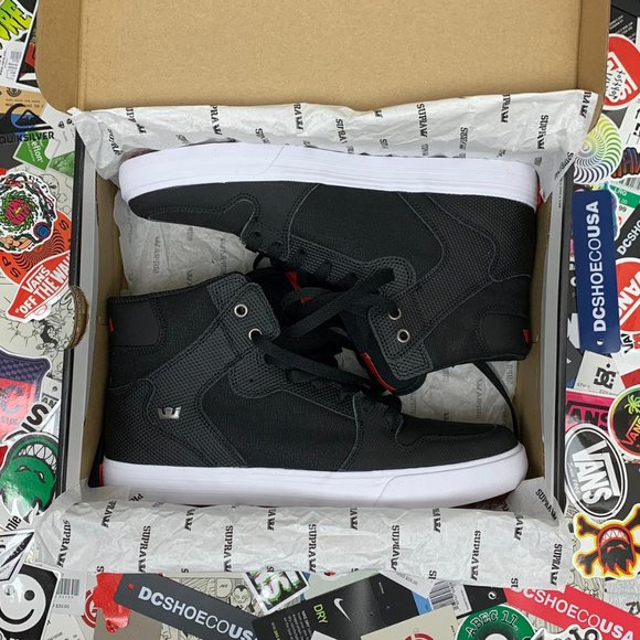 SUPRA VAIDER BLACK, WHITE & RED TUF SKATE SHOES NEW WITH BOX - Picture 9 of 10